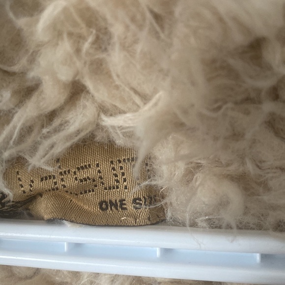 Ladies vest! - Picture 2 of 2